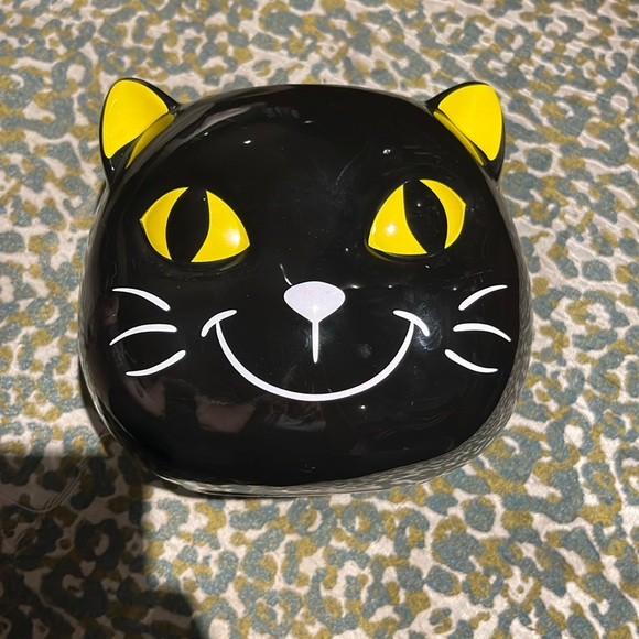 Yankee Candle co. Black cat “J/H HALLOWEEN FRIENDS CAT” decor - Picture 1 of 5